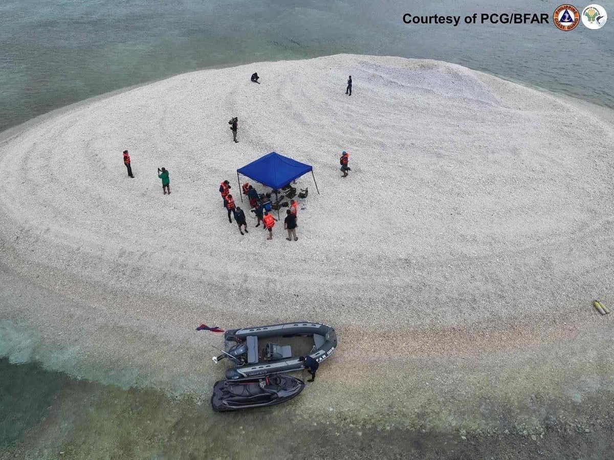 Philippines denies 'irresponsible' Chinese report on disputed West PH Sea reef